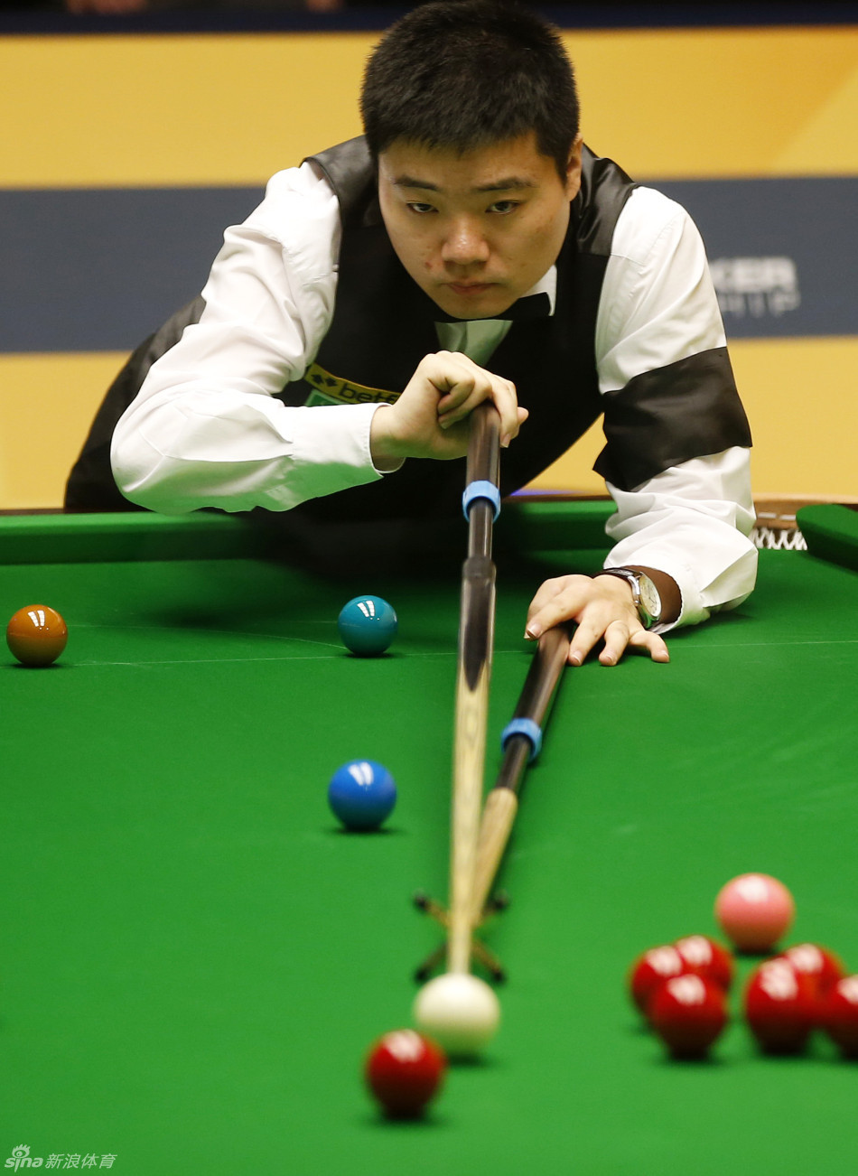 而从球队前 而从球队前