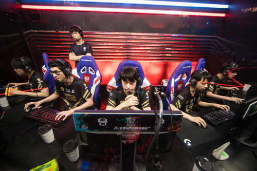 赛冠军之路 赛冠军之路