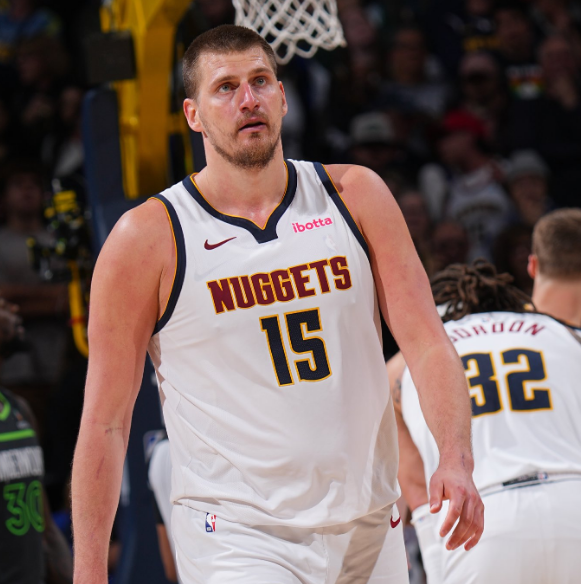 他的情绪管 他的情绪管